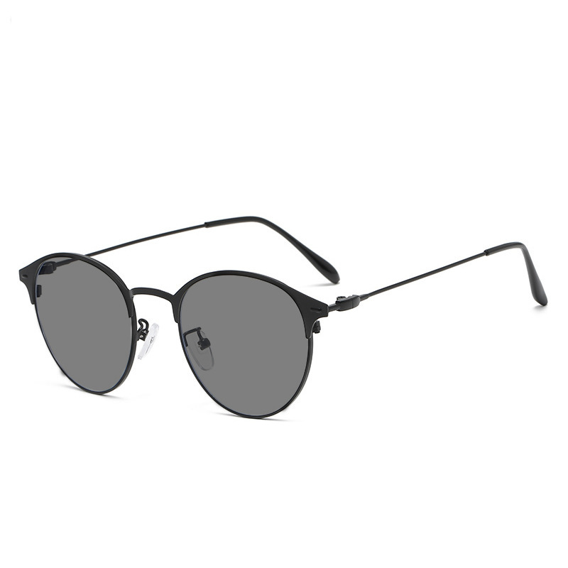 Photochromic