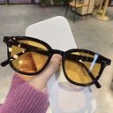 [10581] PL-WW010 Kacamata Hitam Pria Wanita Unisex Fashion Kacamata Hitam Retro Gaya Sunglasses (PL-WW010-Black/Orange)