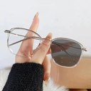 [10982] M-ARPT013 Kacamata lensa photocromic anti radiasi wanita pria kacamata Kotak Bingkai Titanium komputer Anti UV (M-ARPT013-Grey)